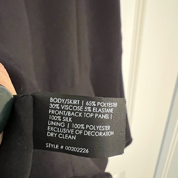 Club Monaco size 0 mesh top fitted dress with flare skirt - Picture 3 of 4